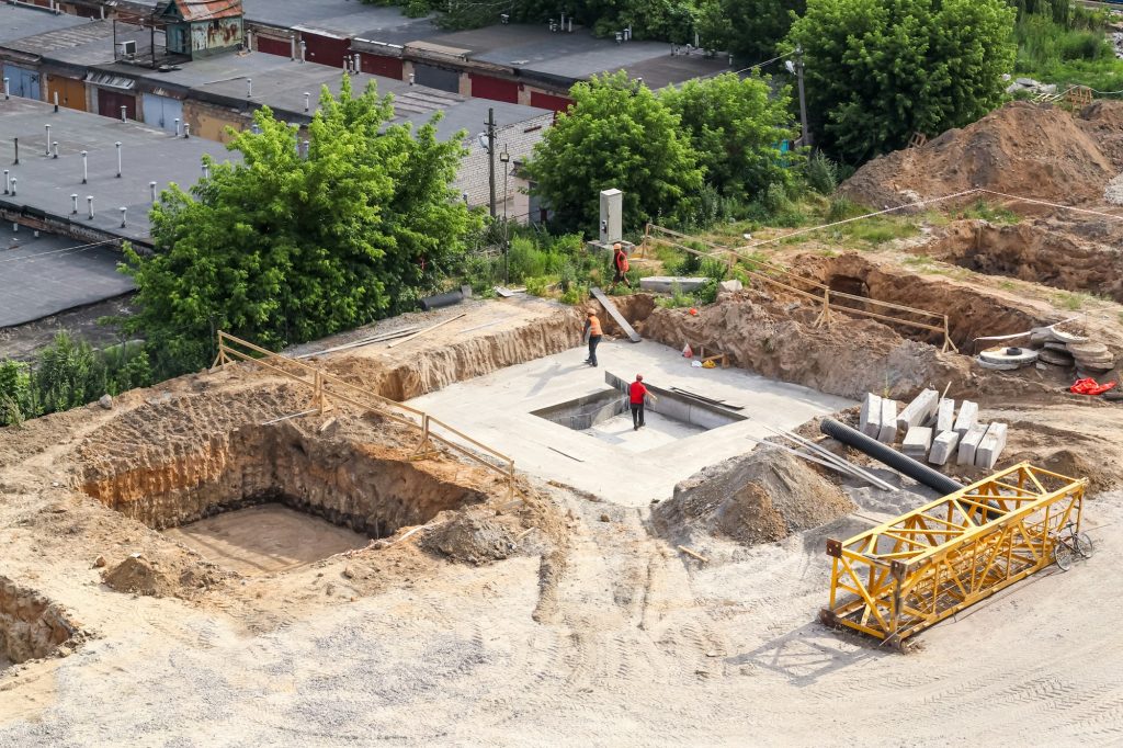 The process of construction of a multi level ground parking.